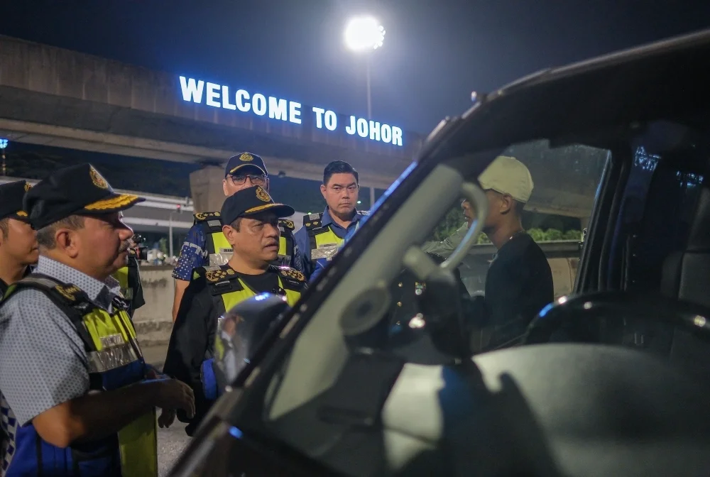 4,634 fines issued in VEP crackdown at border