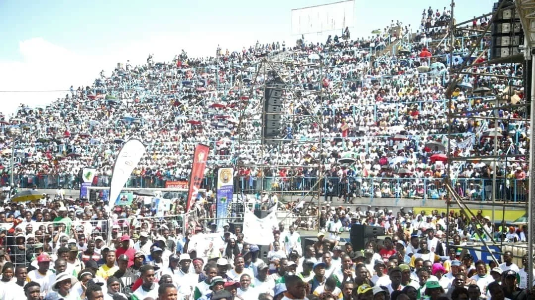 42,000 pack Rufaro Stadium for Zanu-PF's economic push