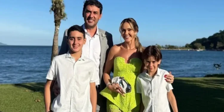 A Brazilian official shot his sons, then himself, over an affair