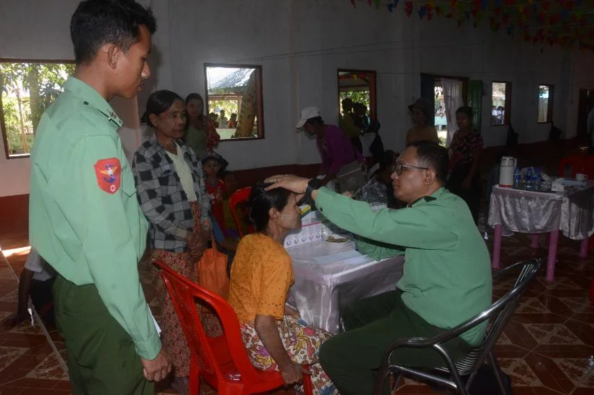Army doctors descend as rural clinics face patient surge