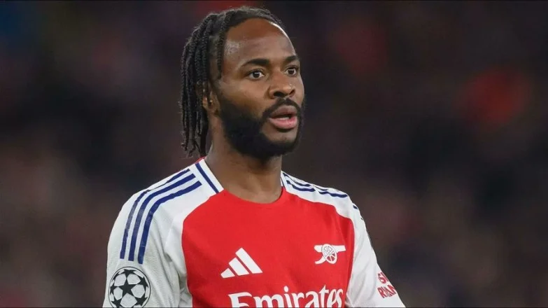 Arsenal Give Sterling the Cold Shoulder