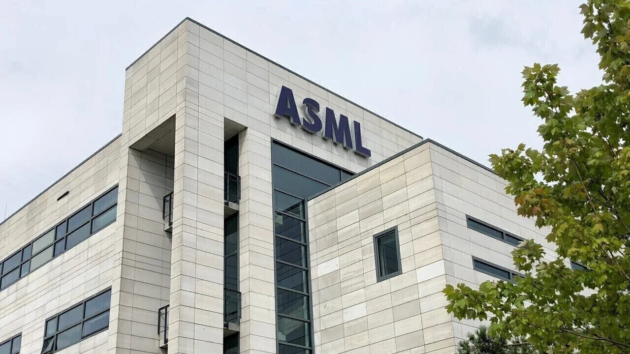 ASMLs 2.5B Euro Brainport HQ to Spark 20K Jobs