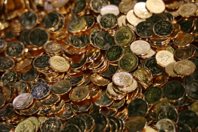 Bulgarian euro coins debut, national symbols shine