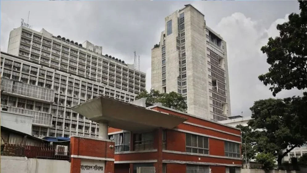 Cabinet building fire, a small scare at Dhaka HQ
