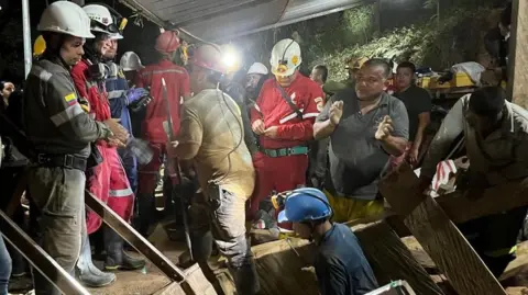 Colombia cheers dramatic rescue as miners escape unlicensed El Minón trap