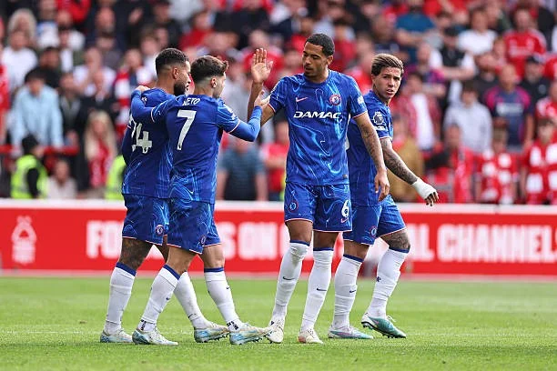 Colwill rocket sends Chelsea back to Champions League
