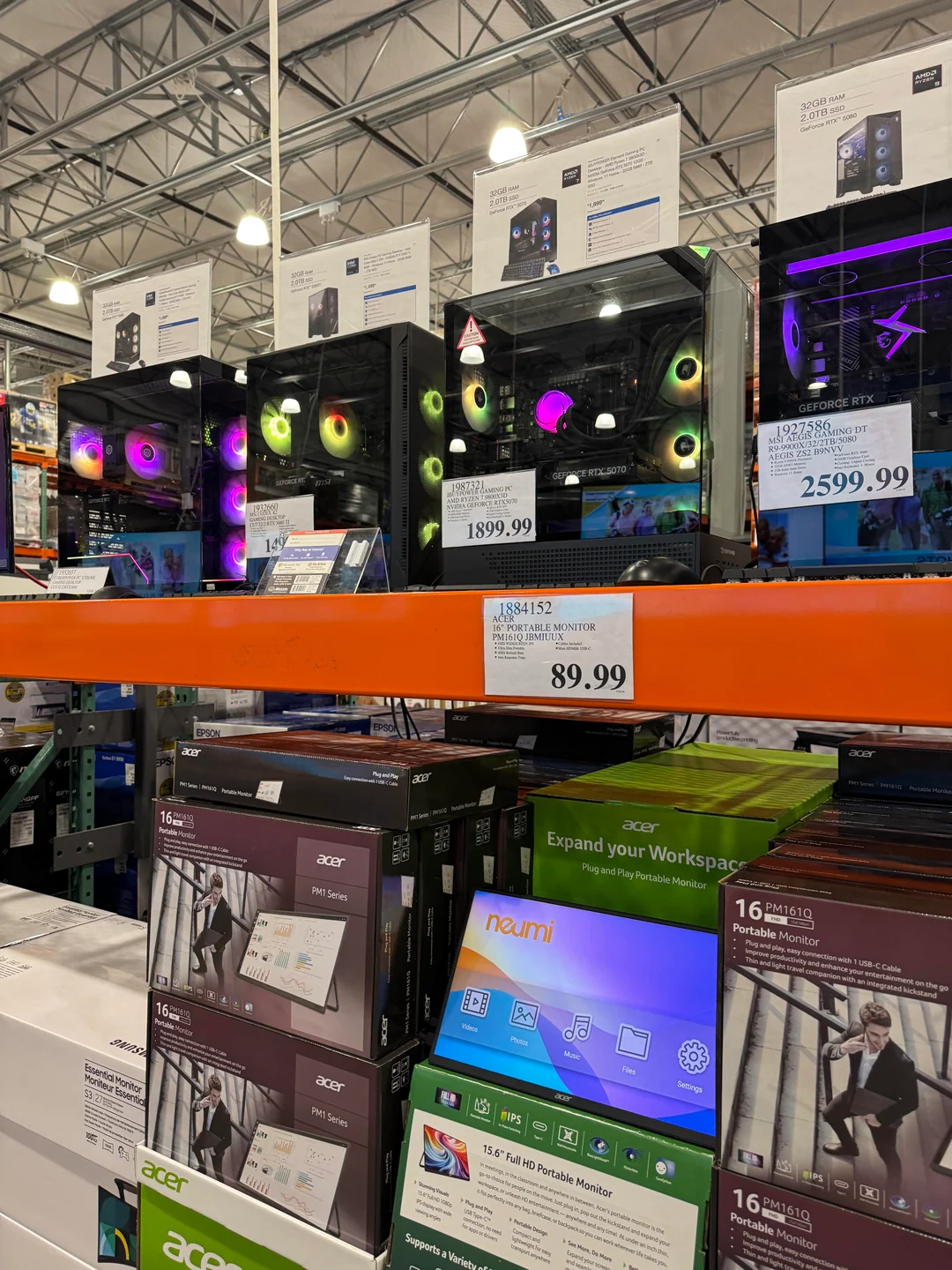 Costco pulls RAM and GPUs from display PCs to prevent theft