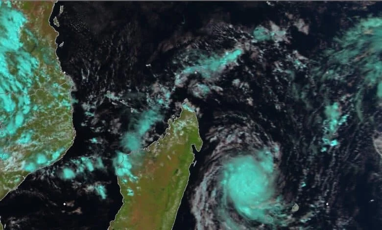 Cyclone Gezani heads toward landfall in Madagascar