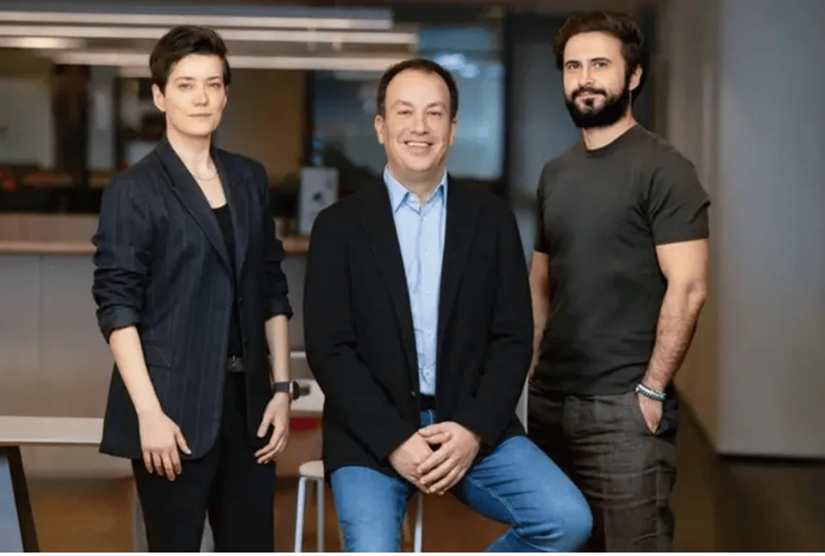 Dataroid raises $6.6M to expand AI analytics across EMEA and Asia