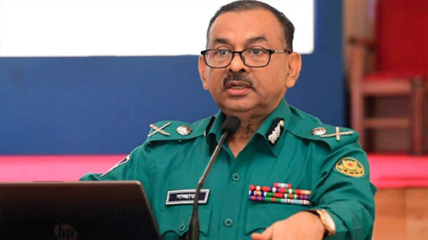 Dhaka DMP chief Sajjat Ali orders fire on arsonists