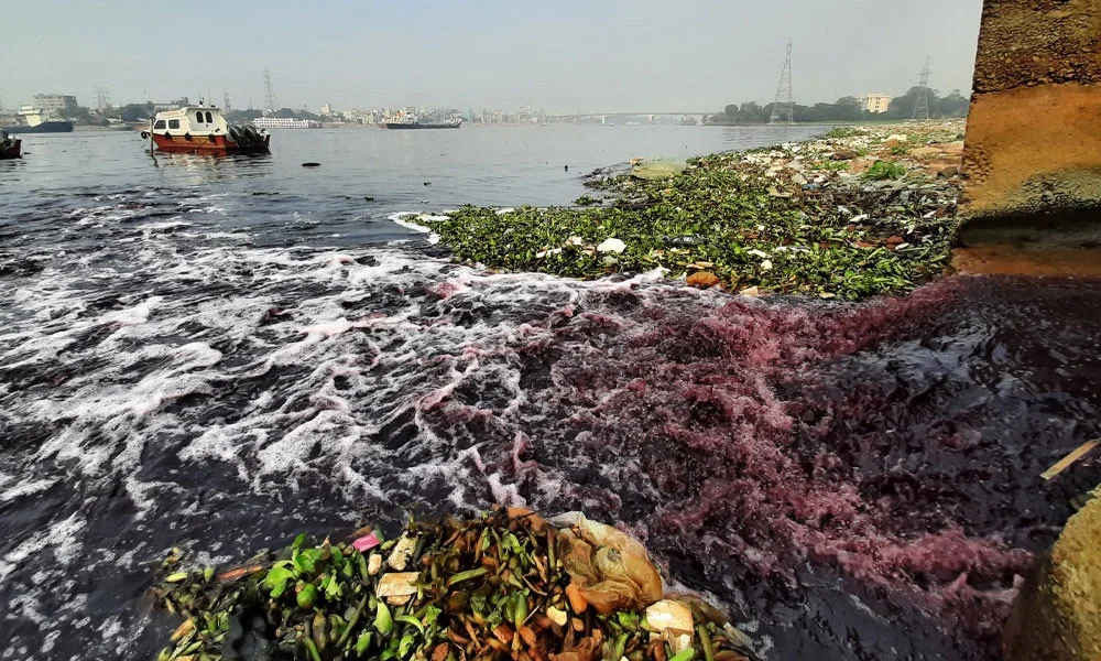 Dhaka rivers are choked, with 80000 cubic meters of sludge being dumped daily