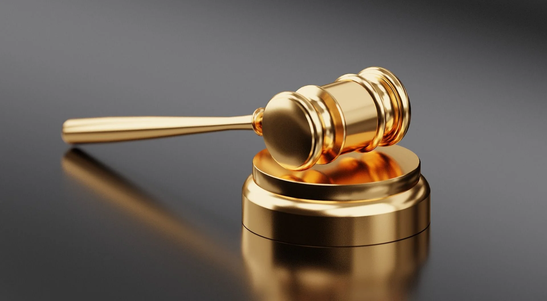 Drunk Dad Stabs Wife 57 Times in Bloody Rampage