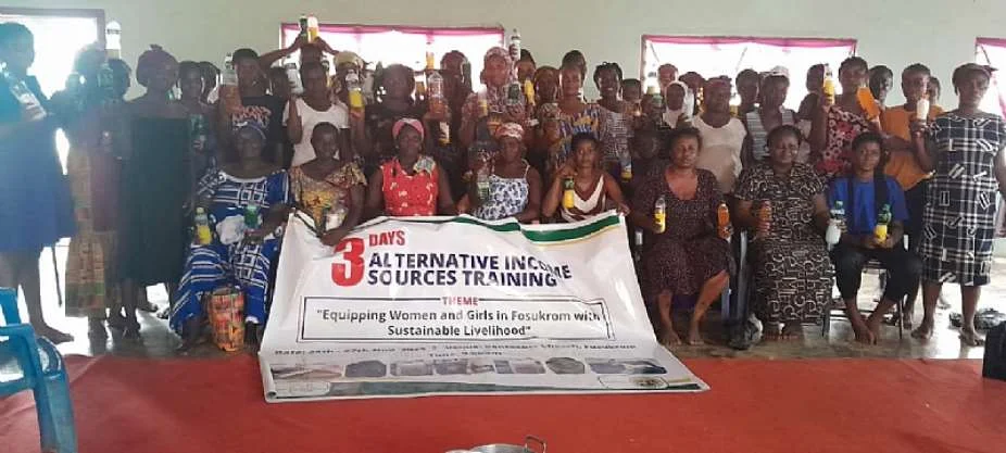 Fosukrom women trade hoes for soap, beads, and climate sense