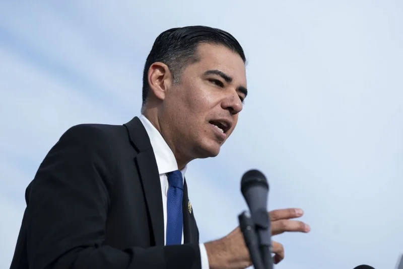 Garcia wins top Democratic spot on House Oversight Committee