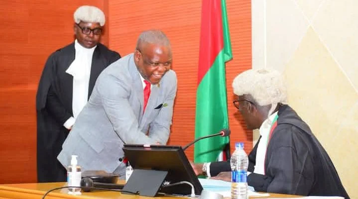 Gift Nankhuni wins back seat with potholes, not promises