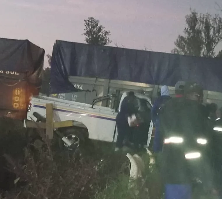 Gweru cops walk away after train crushes their truck