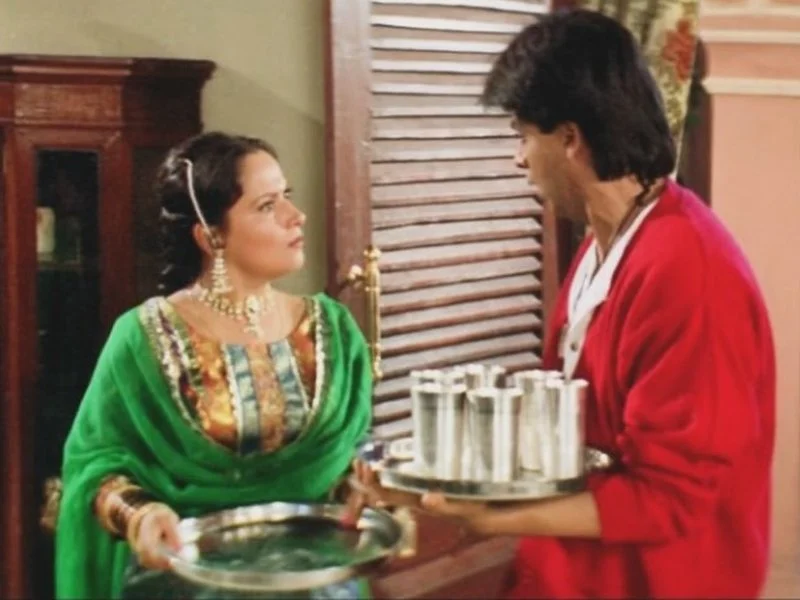 Himani Shivpuri recalls SRK's humble beginnings on his 60th birthday