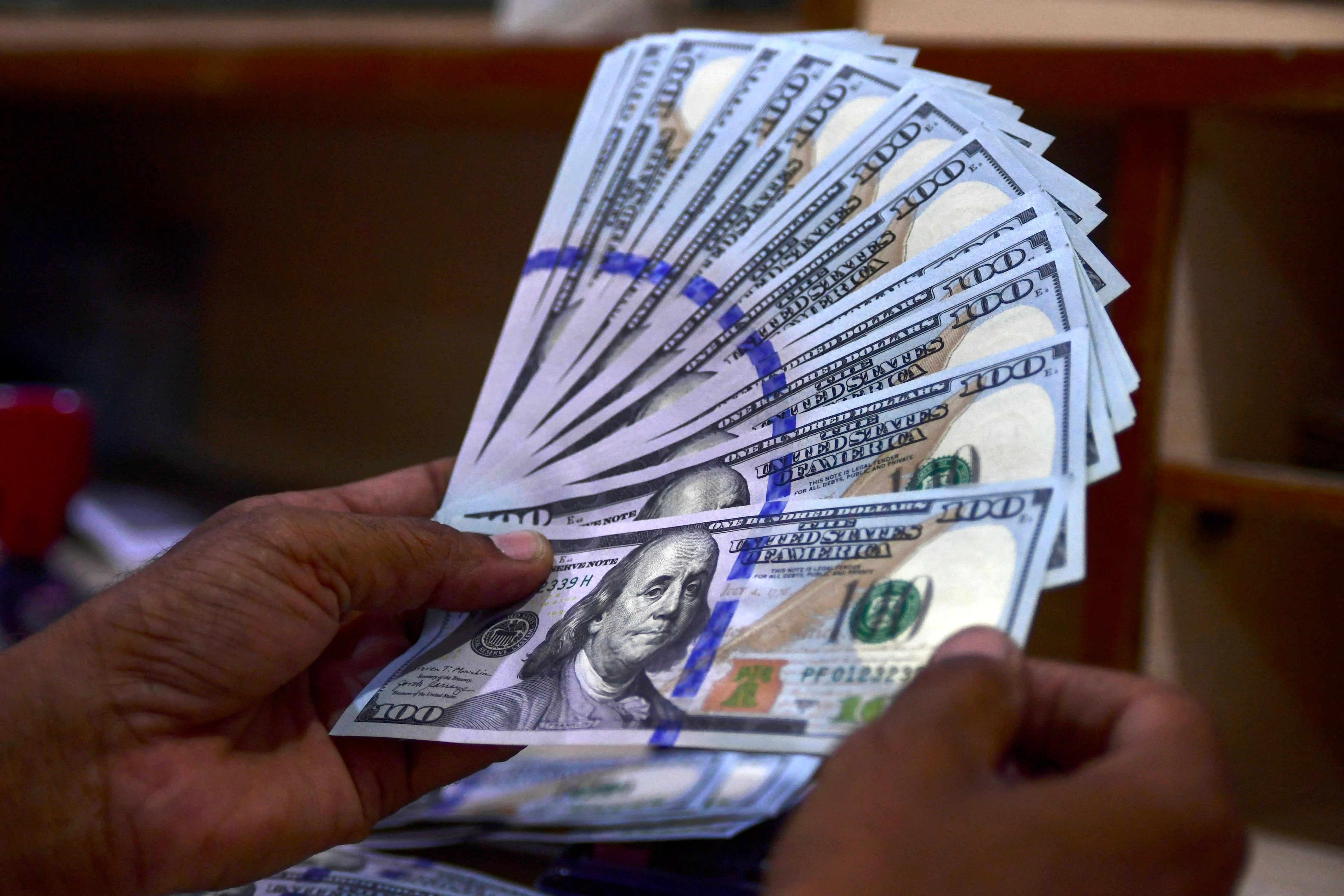 Hwange Woman Jailed Over $10K 'Paper' Scam