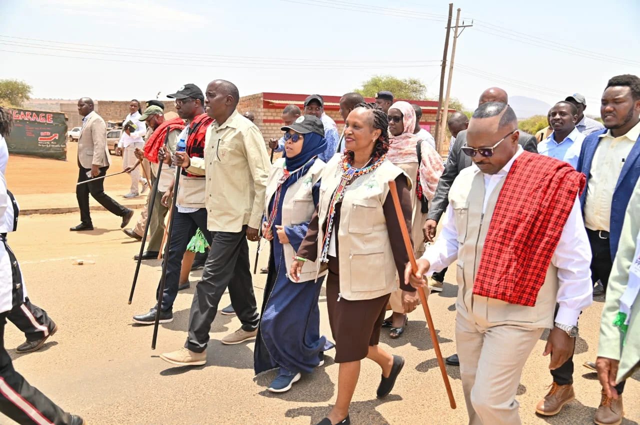 IEBC voter blitz hits Kajiado as Ole Lenku rallies youth