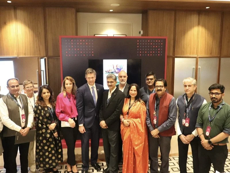 IICT and Deakin University strengthen global academic ties