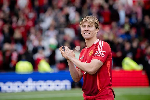 Inter eyes loan raid for Man United ace Hojlund