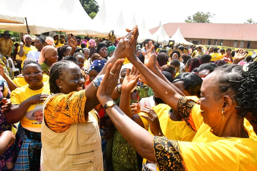 Janet lectures moms on hubby votes