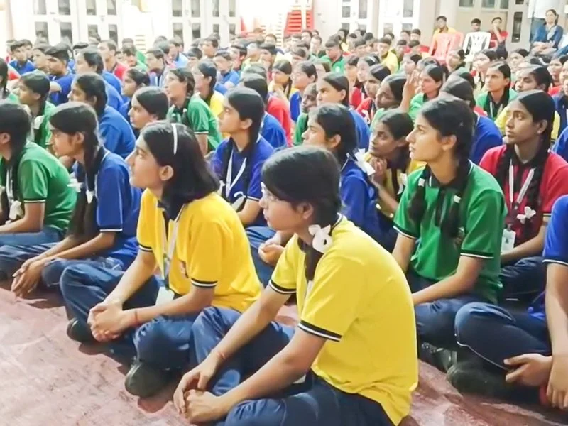 Jodhpur school treats kids to PM Modi birthday film