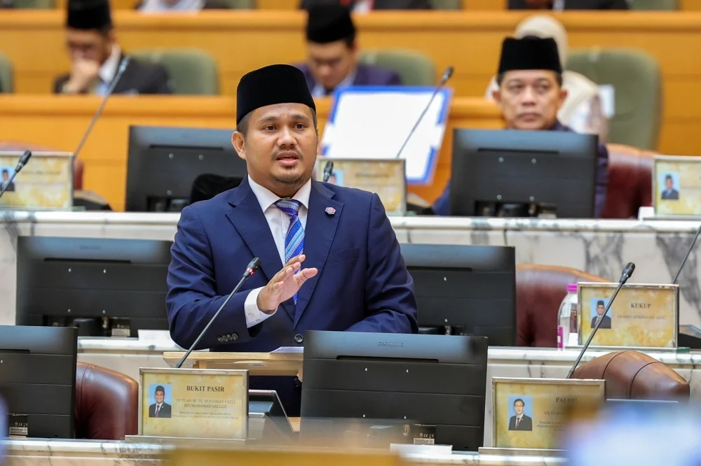 Johor seeks fast approval for rail plan