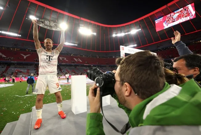 Kane Breaks Bundesliga Curse with First Title