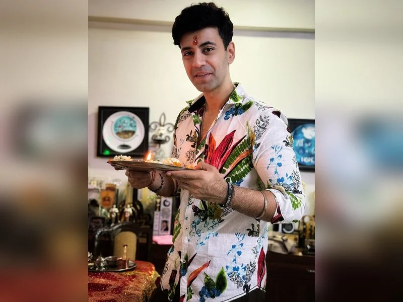 Karanvir Sharma reflects on blessings during Navratri, thanks Maa Durga