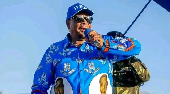 Kasungu chiefs vow loyalty as Mutharika pressed on chieftain wrangles