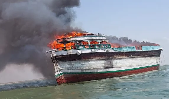 KDF rescues 16 sailors off the Kismayo coast