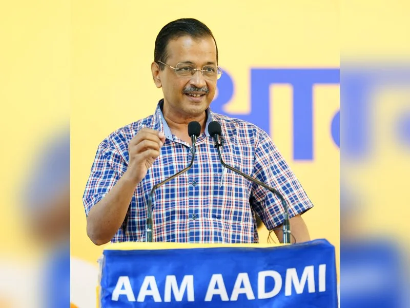 Kejriwal ditches Congress, calls them BJP's supplier