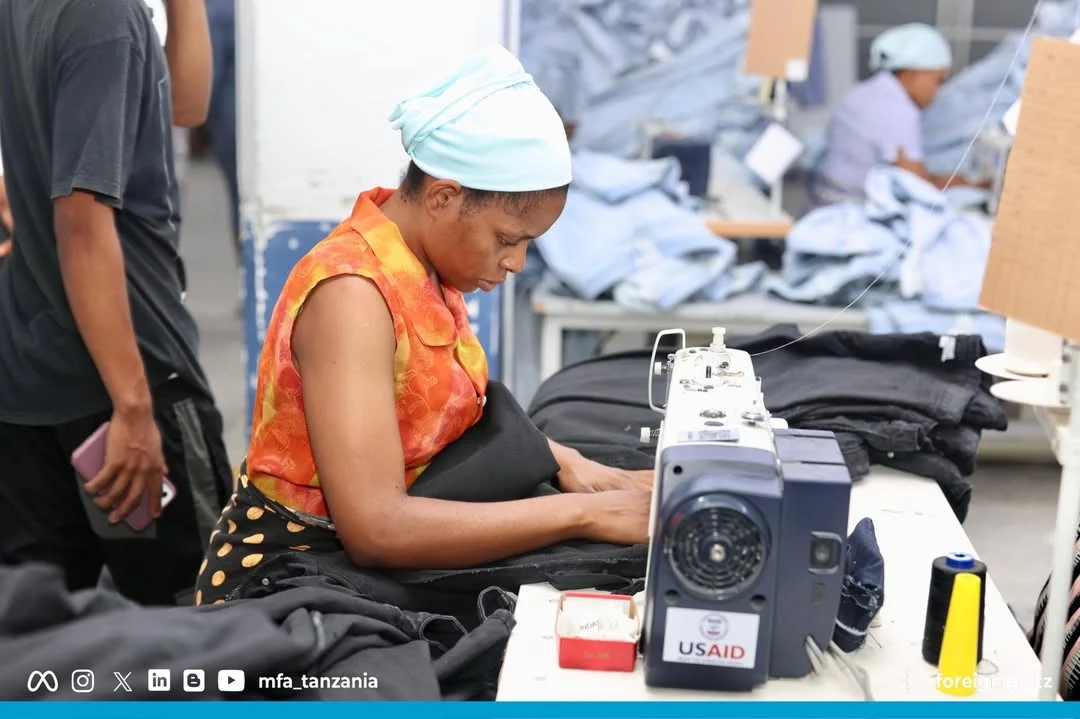 Korean biz reps tour Tanzania jeans factory, eye deals