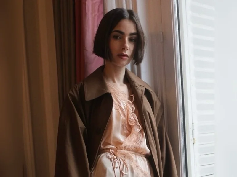 Lily Collins gets stolen engagement ring back
