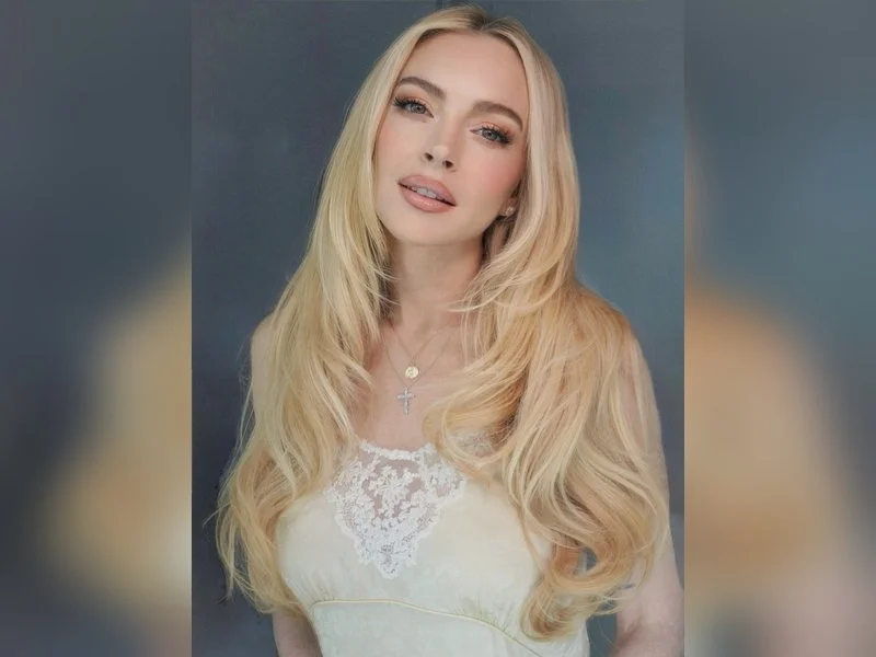 Lindsay Lohan gets teary when kindness finds her