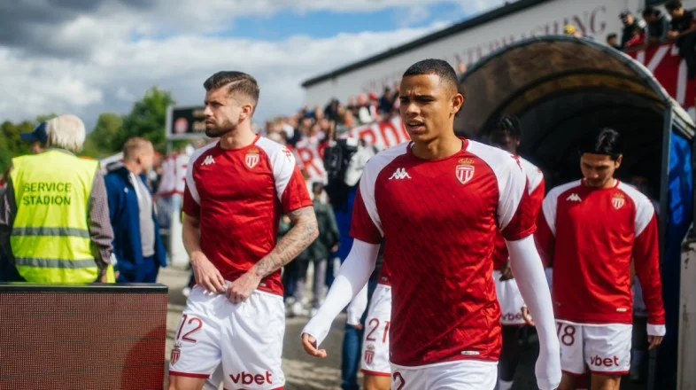Liverpool gunning for Monaco ace Vanderson