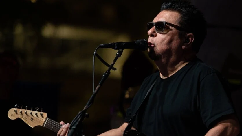 Los Lobos sue Sony over soundtrack royalties they never saw