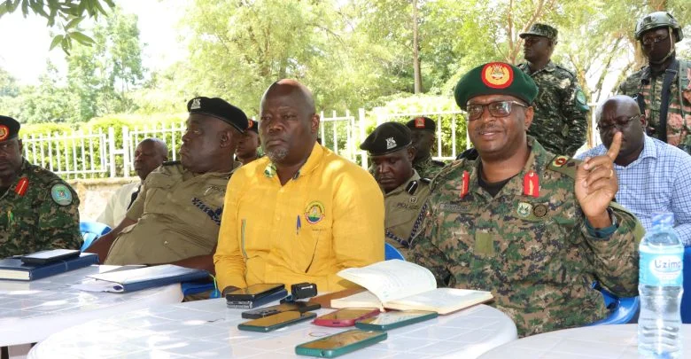 Maj Gen Busizoori hails security and cultural leaders in Gulu for Balaalo eviction