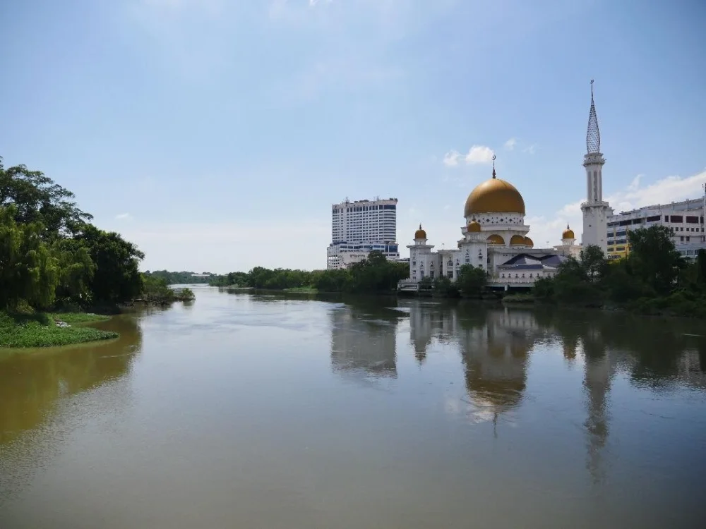 Malaysia wants you swimming in sewage-filled Klang River