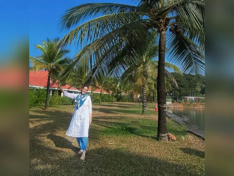 Manisha finds slow bliss under Kerala coconut trees