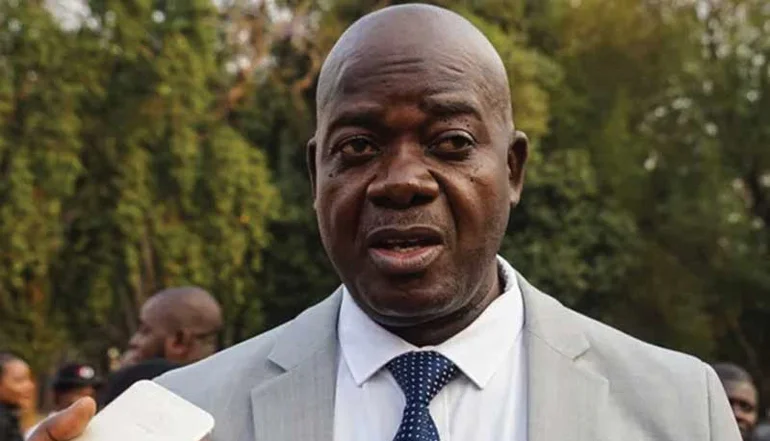 Minister comes for bush boarding cash grabs