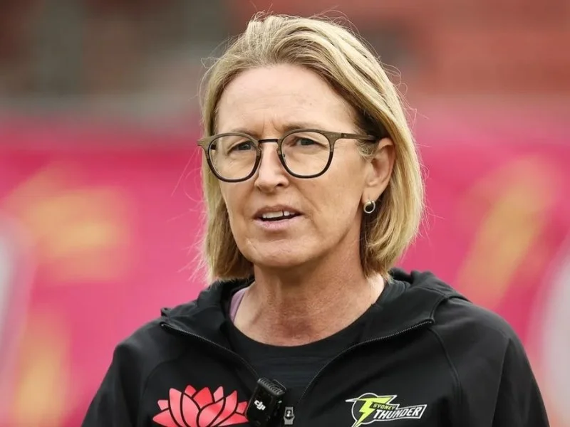 Mumbai Indians grab Lisa Keightley, England left ghosted