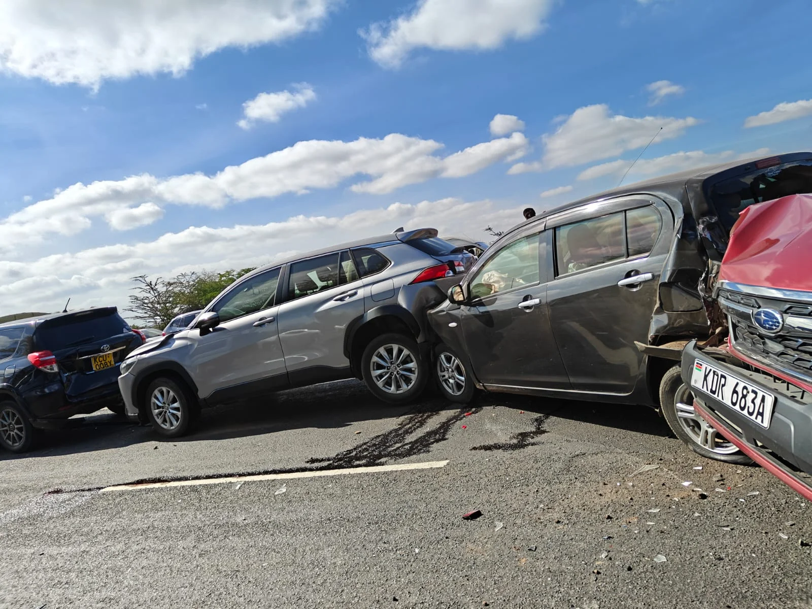Nairobi drivers stack six cars on the Southern Bypass, blame brakes