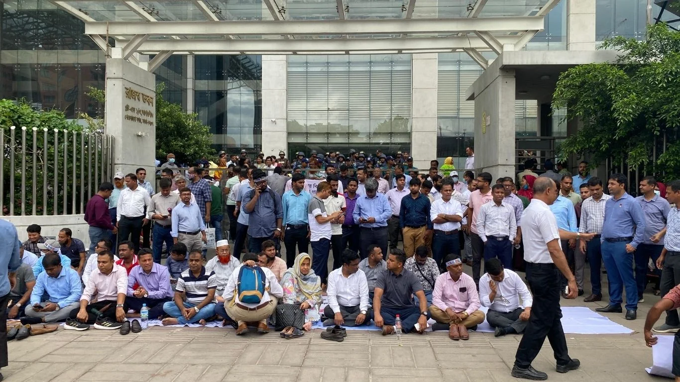 NBR Officials Continue Shutdown Demanding Removal of Chairman