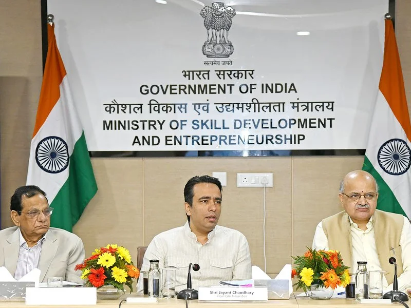 NITI Aayog pushes AI mission for 490 million informal workers