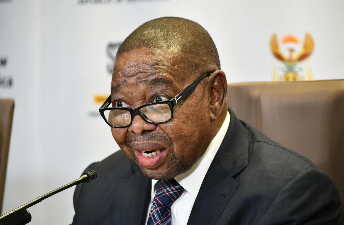 Nzimande honours Motaung’s legacy in science and service