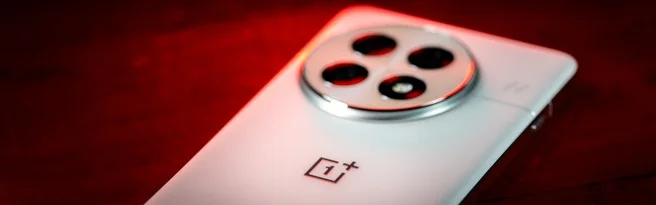 OnePlus 13T Unleashes a Bombshell Compact Tech Storm