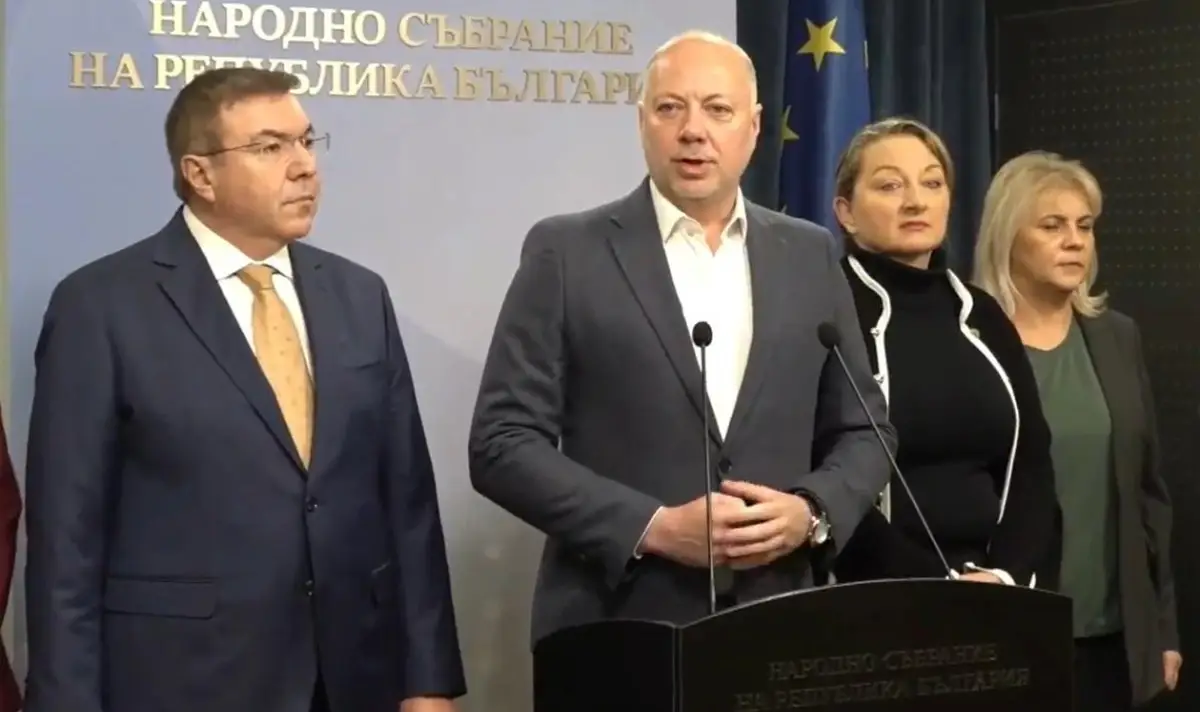 PM promises new path, budget shakeup follows protest pressure