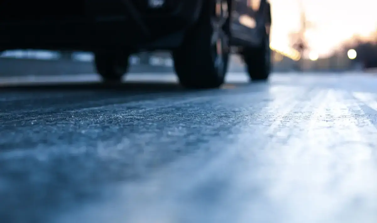 Police fine drivers for winter tires rule